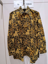 Load image into Gallery viewer, Shirt with Tricot