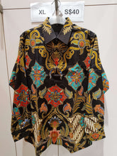 Load image into Gallery viewer, Shirt with Tricot