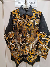 Load image into Gallery viewer, Shirt with Tricot